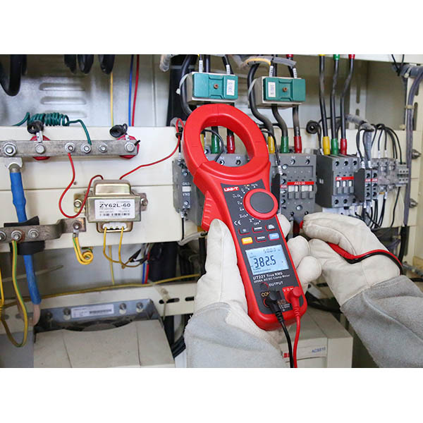 UT221 True RMS Digital Clamp Meter 2000A (AC/DC)