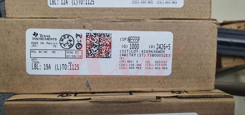 NE555P - Timer IC - Original