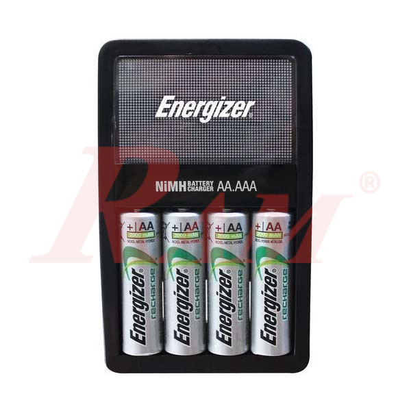 Energizer® 4xAA Rechargeable Batteries + Accu Recharge MAXI Charger  شاحن بطاريات مع 4 بطارية AA انرجايزر قابلة للشحن